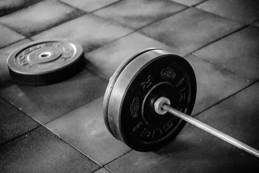 Should You Add CBD Oil to Your Weight Training Routine?