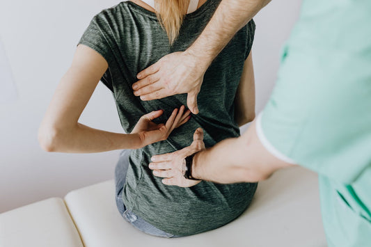 Why CBD Oil is Gaining Popularity Among Chiropractors